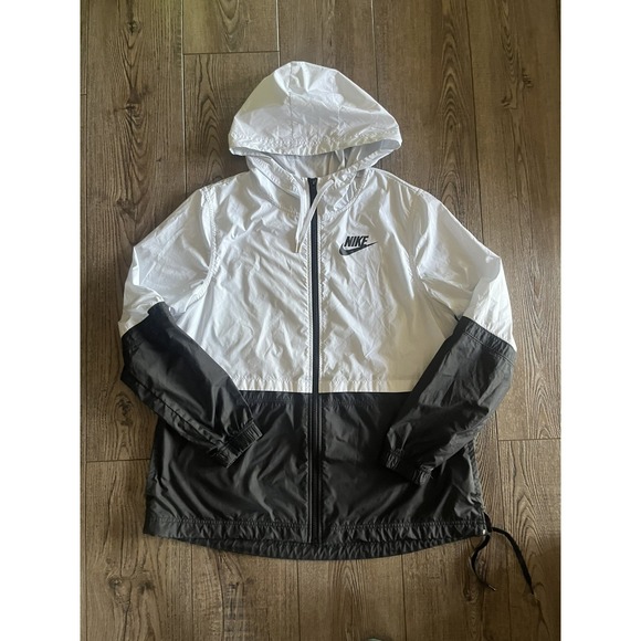 Nike Jackets & Blazers - Women's Nike Windbreaker Black/White Zipper Lightweight Jacket Hoodie Size Small